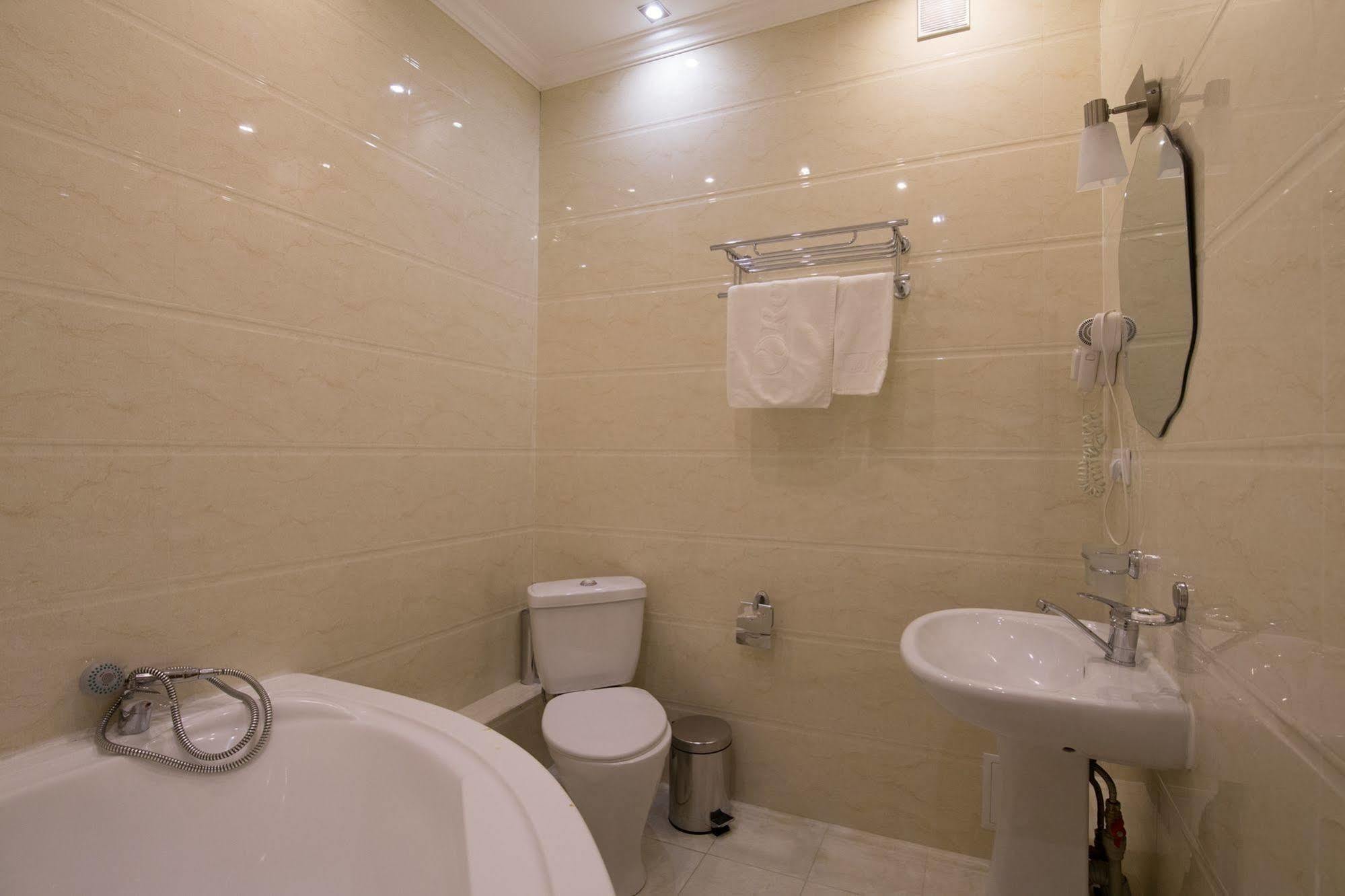 Renion Zyliha Hotel Almaty Luaran gambar